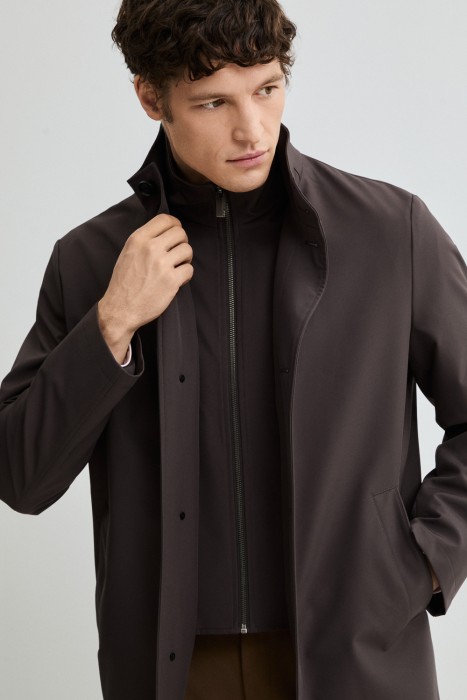 укороченный плащ из россии вид сбоку