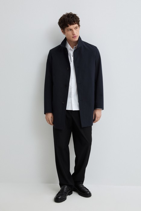 укороченный плащ от бренда снежная королева вид слева