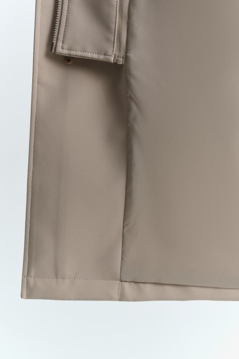 укороченный плащ по цене 5430 руб вид справа