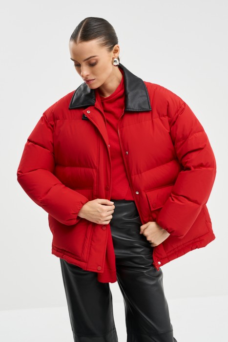 укороченный пуховик по цене 4490 руб вид справа