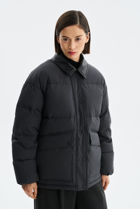 укороченный пуховик от бренда снежная королева вид слева