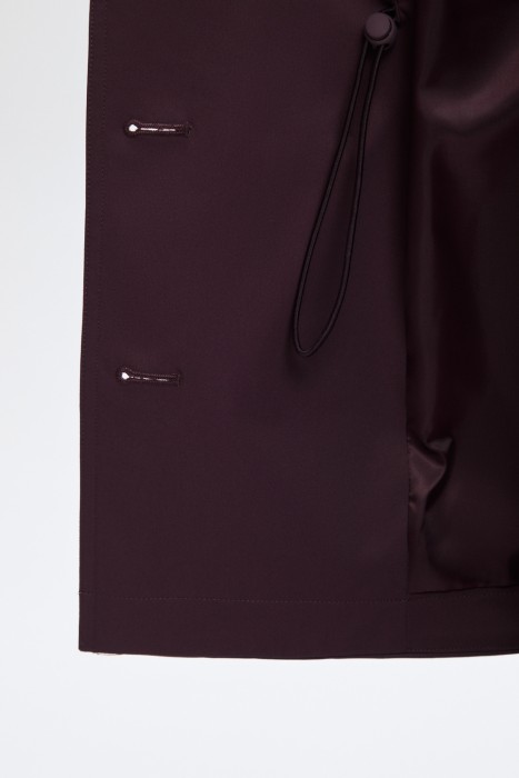 укороченный тренч из россии вид сбоку