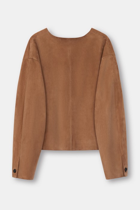 укороченный жакет из натуральной замши из россии вид сбоку