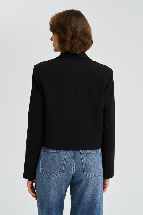 укороченный жакет по цене 2440 руб вид справа