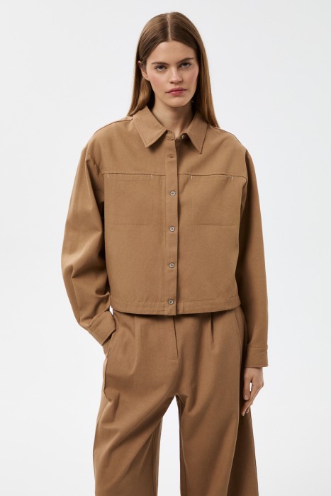 укороченный жакет от бренда снежная королева вид слева