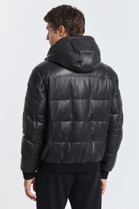 утепленная кожаная куртка с капюшоном по цене 14270 руб вид справа