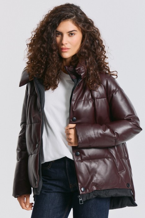 утепленная кожаная куртка с капюшоном 778593003 фотография