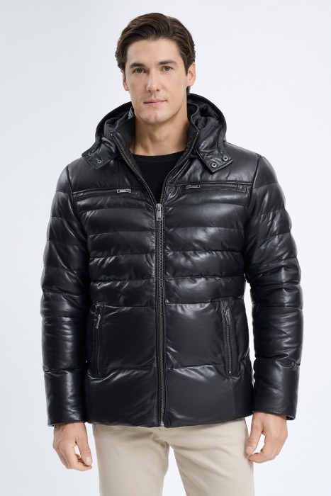 утепленная кожаная куртка с капюшоном от бренда снежная королева вид слева