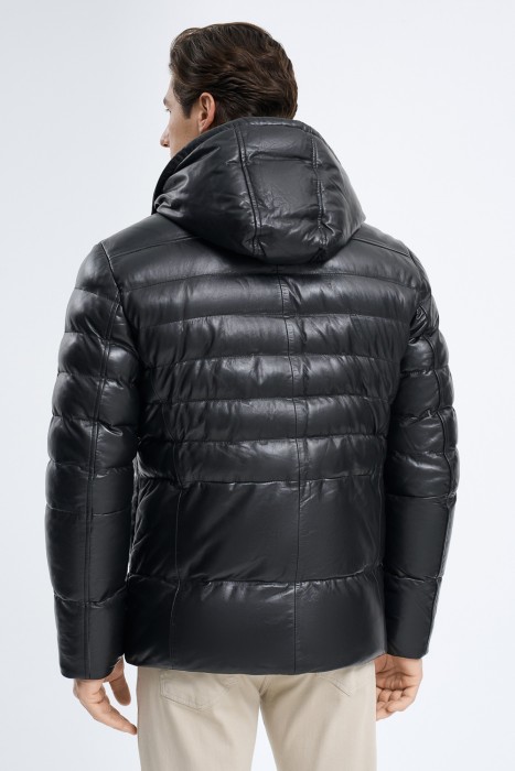 утепленная кожаная куртка с капюшоном по цене 10190 руб вид справа