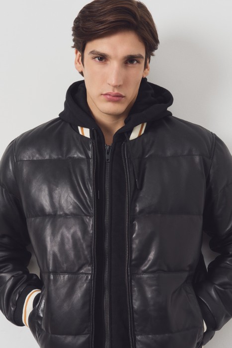 утепленная кожаная куртка с капюшоном по цене 8960 руб вид справа