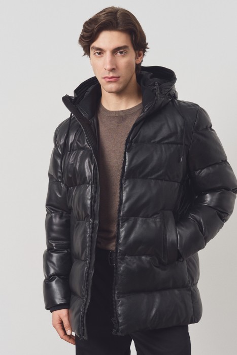 утепленная кожаная куртка с капюшоном 772658003 фотография
