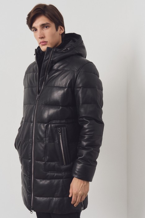 утепленная кожаная куртка с капюшоном из россии вид сбоку