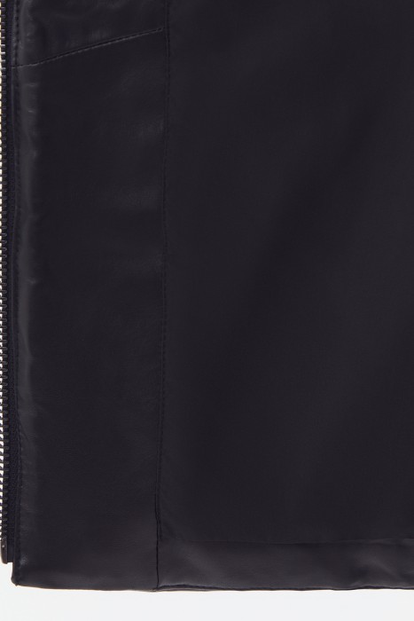 утепленная кожаная куртка с капюшоном из россии вид сбоку