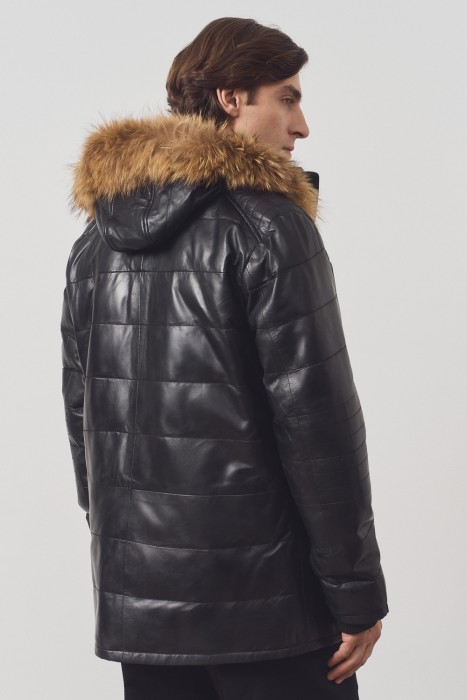 утепленная кожаная куртка с капюшоном по цене 13540 руб вид справа