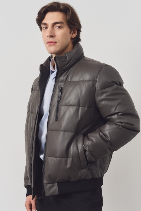 утепленная кожаная куртка из россии вид сбоку