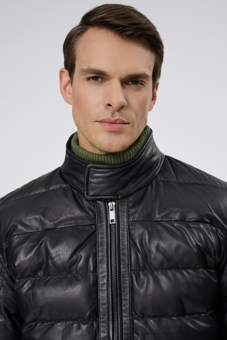 утепленная кожаная куртка из россии вид сбоку