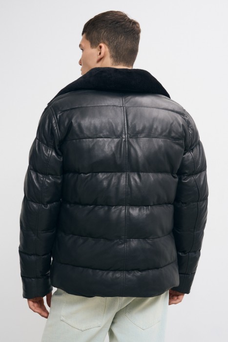 утепленная кожаная куртка по цене 11410 руб вид справа