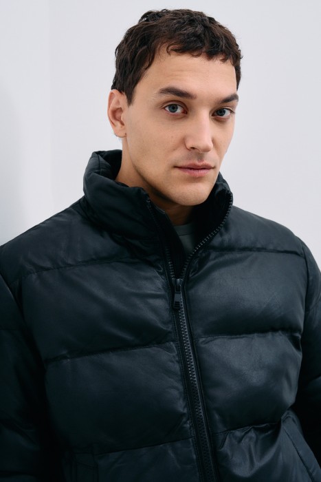 утепленная кожаная куртка из россии вид сбоку