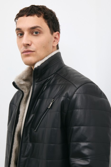 утепленная кожаная куртка из россии вид сбоку