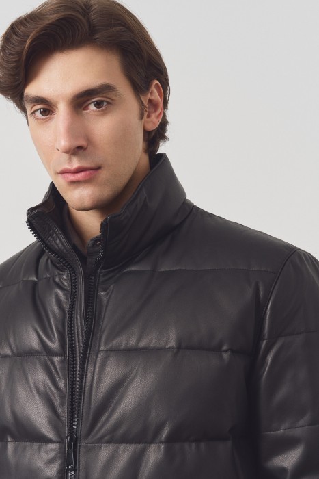 утепленная кожаная куртка из россии вид сбоку