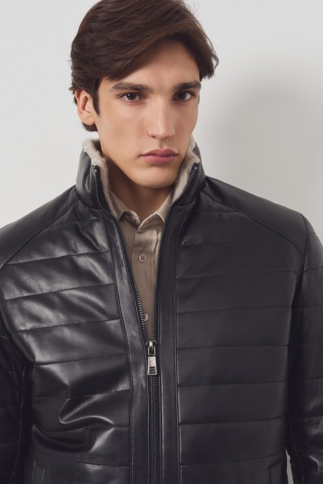 утепленная кожаная куртка из россии вид сбоку