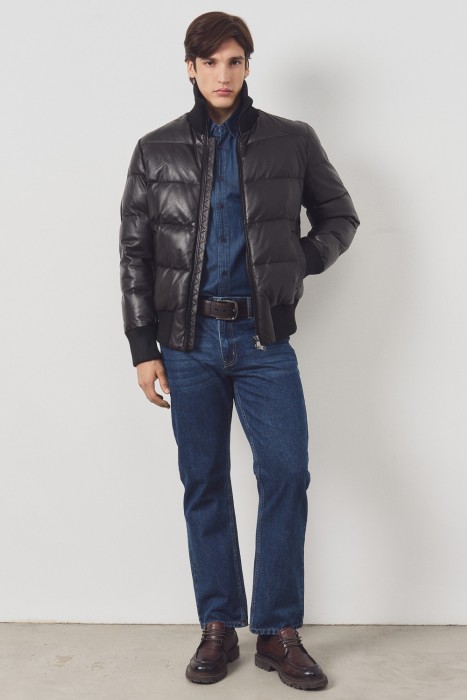 утепленная кожаная куртка по цене 11410 руб вид справа