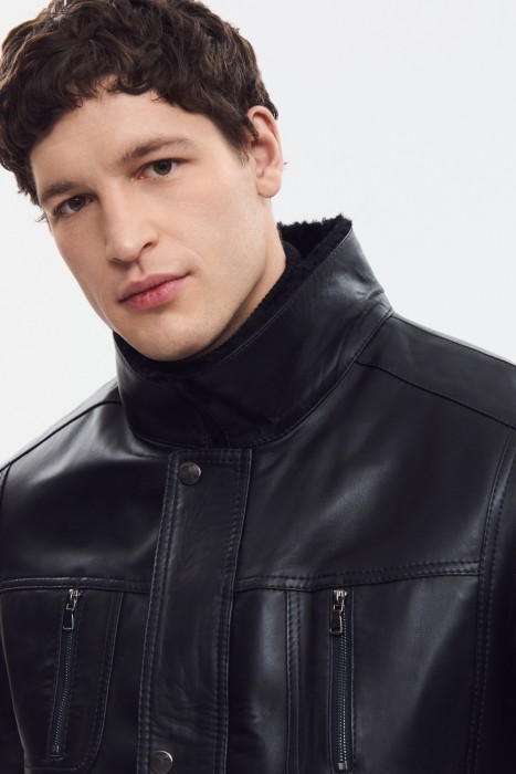 утепленная кожаная куртка из россии вид сбоку