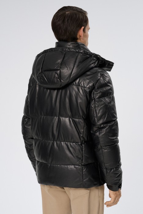 утепленная кожаная куртка по цене 11430 руб вид справа