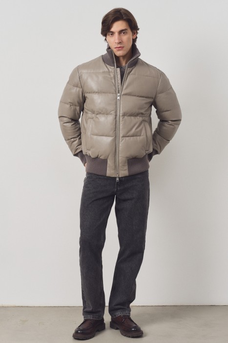 утепленная кожаная куртка по цене 9310 руб вид справа