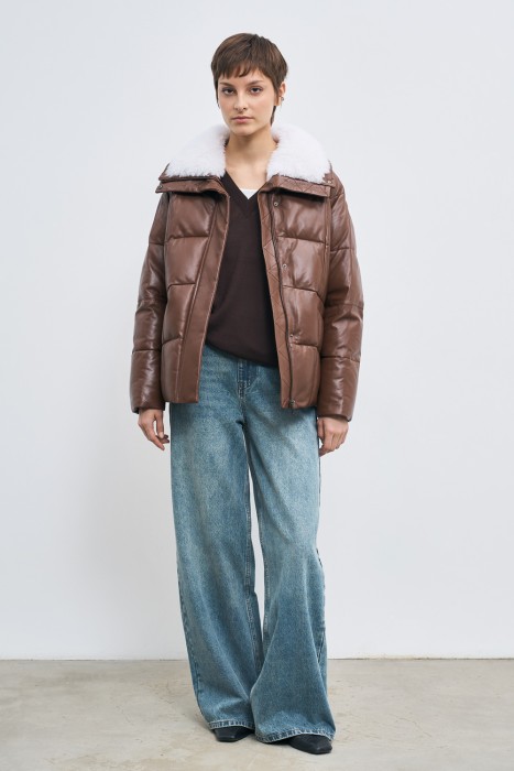 утепленная куртка из натуральной кожи от бренда снежная королева вид слева