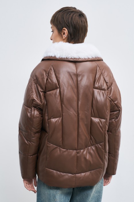 утепленная куртка из натуральной кожи по цене 16310 руб вид справа