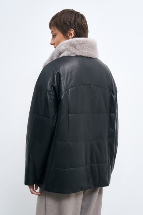 утепленная куртка из натуральной кожи по цене 15490 руб вид справа