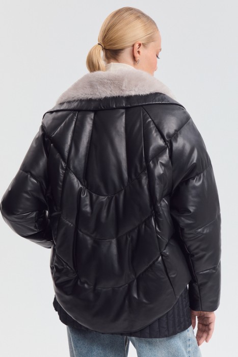 утепленная куртка из натуральной кожи по цене 20390 руб вид справа