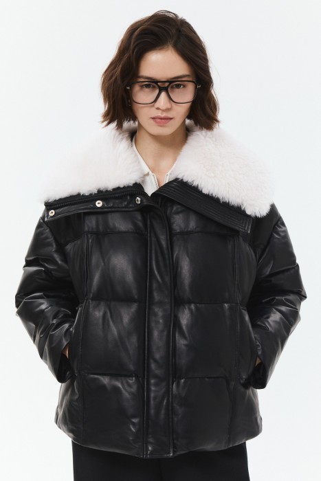 утепленная куртка из натуральной кожи от бренда снежная королева вид слева