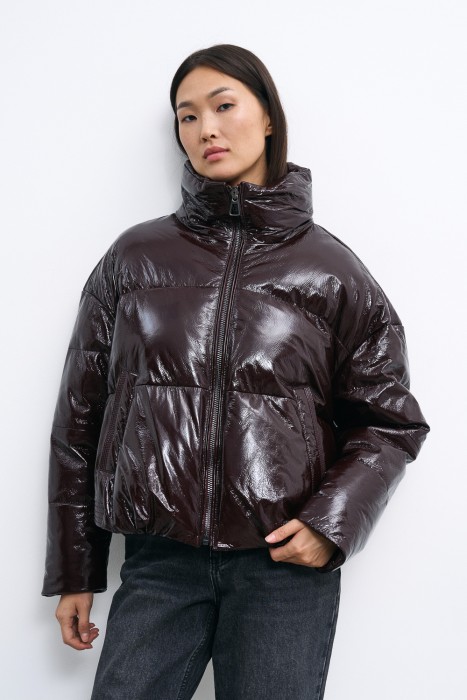 утепленная куртка из натуральной кожи от бренда снежная королева вид слева