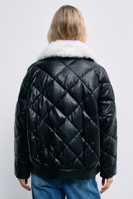 утепленная куртка из натуральной кожи по цене 11000 руб вид справа