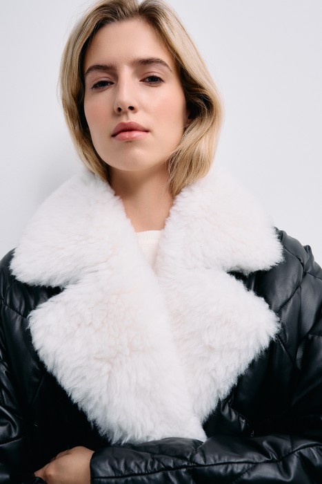 утепленная куртка из натуральной кожи из россии вид сбоку