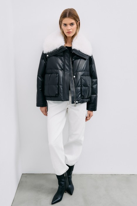 утепленная куртка из натуральной кожи от бренда снежная королева вид слева