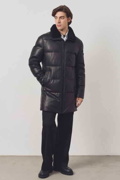 утепленная куртка из натуральной кожи от бренда снежная королева вид слева