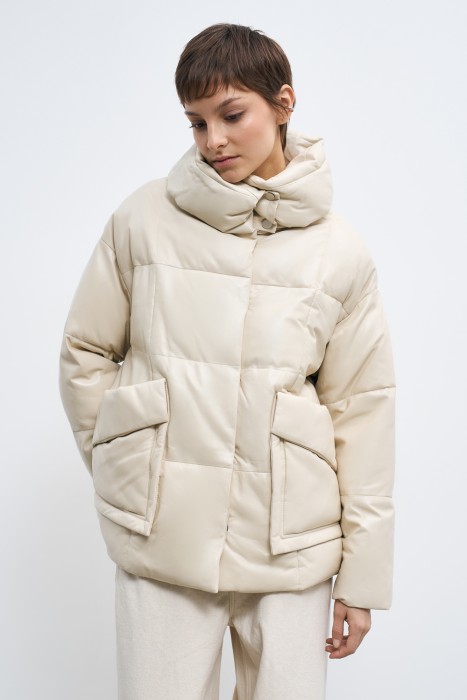 утепленная куртка из натуральной кожи от бренда снежная королева вид слева