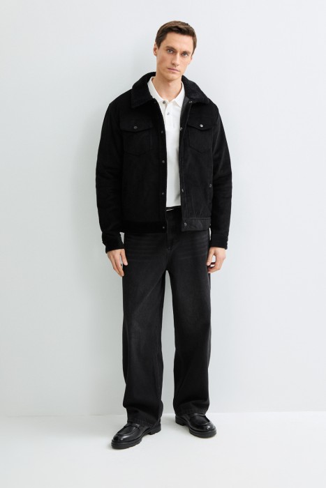 утепленная куртка из вельвета из россии вид сбоку