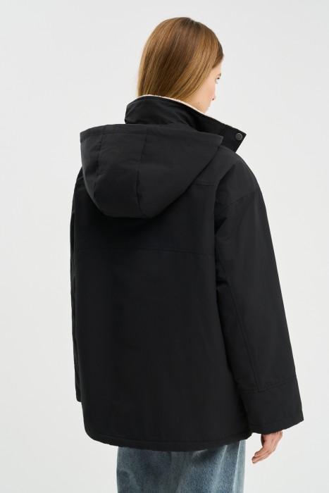 утепленная куртка с капюшоном по цене 5940 руб вид справа