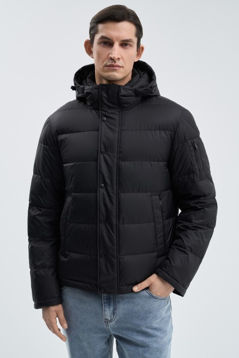 утепленная куртка с капюшоном от бренда снежная королева вид слева