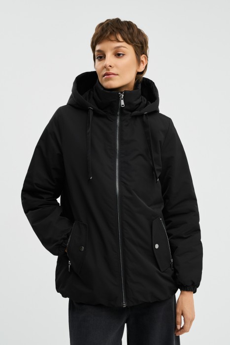 утепленная куртка с капюшоном от бренда снежная королева вид слева