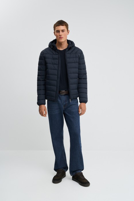 утепленная куртка с капюшоном от бренда снежная королева вид слева