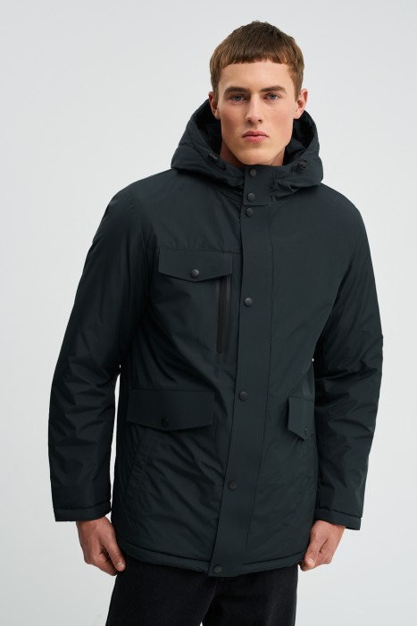 утепленная куртка с капюшоном от бренда снежная королева вид слева