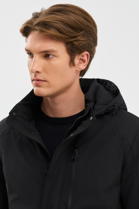 утепленная куртка с капюшоном из россии вид сбоку