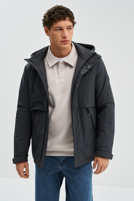 утепленная куртка с капюшоном от бренда снежная королева вид слева