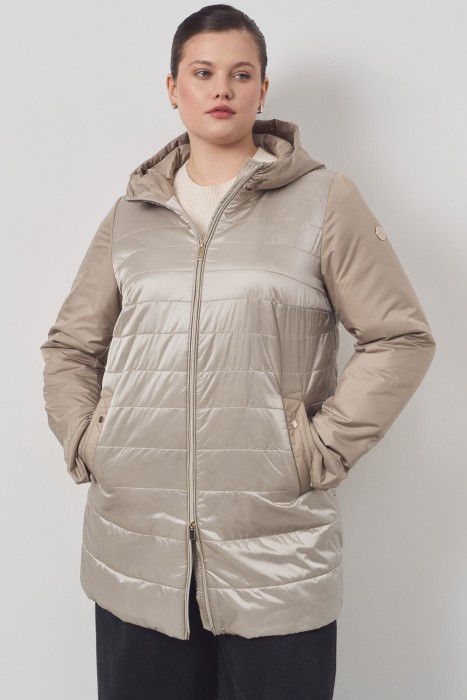 утепленная куртка с капюшоном по цене 4780 руб вид справа