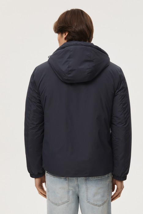 утепленная куртка с капюшоном по цене 4020 руб вид справа